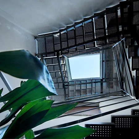 Abad Apartment *